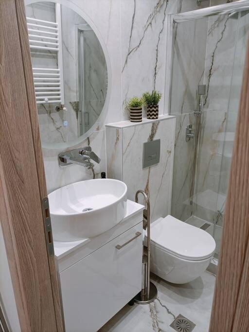 Appartement Luxe Boutique With Balcony